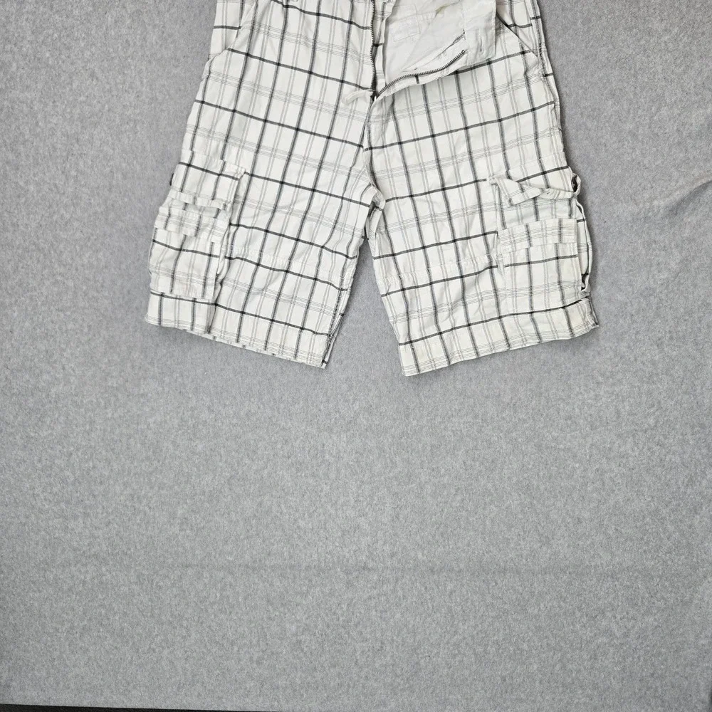 Levi's Men Shorts 30 White Squad Cargo Plaid Grunge Skater Baggy Y2K